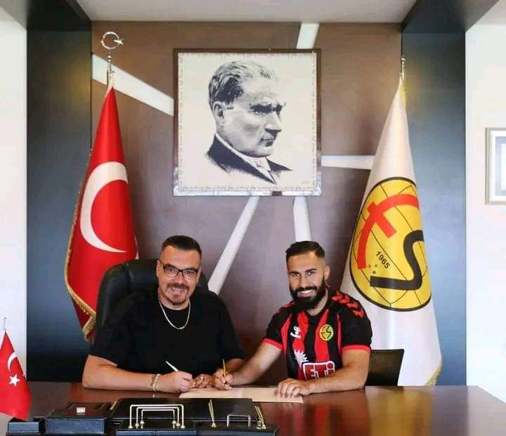 Eskişehirspor şampiyon orta sahayı aldı