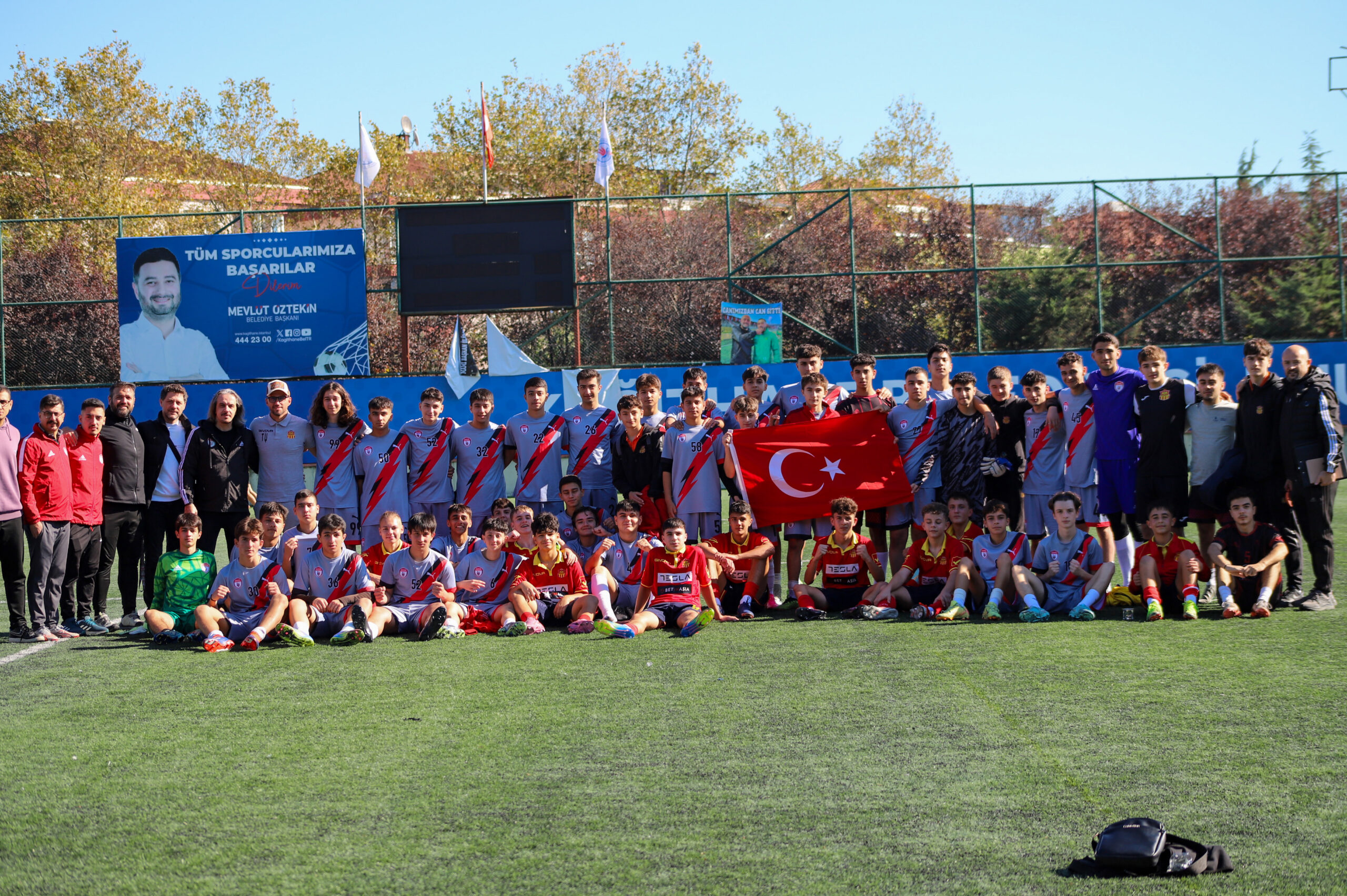 Nurtepespor, Cumhuriyet Bayramı’nda Makedon Ekip Gjorce Petrov’u Konuk Etti